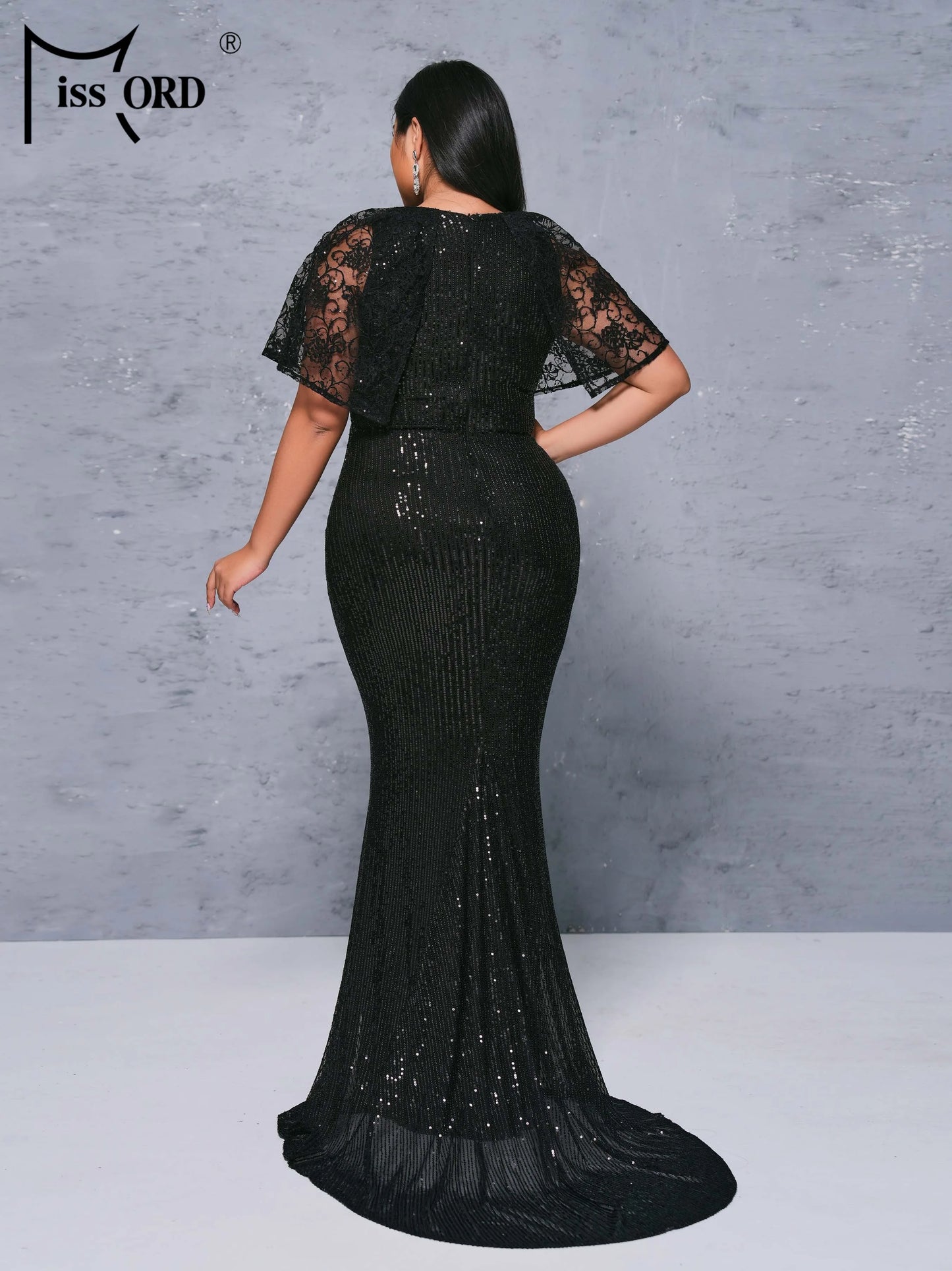 Missord Plus Size Black Round Necked Sequin Short Sleeved Mermaid Evening Formal Occasion Dress