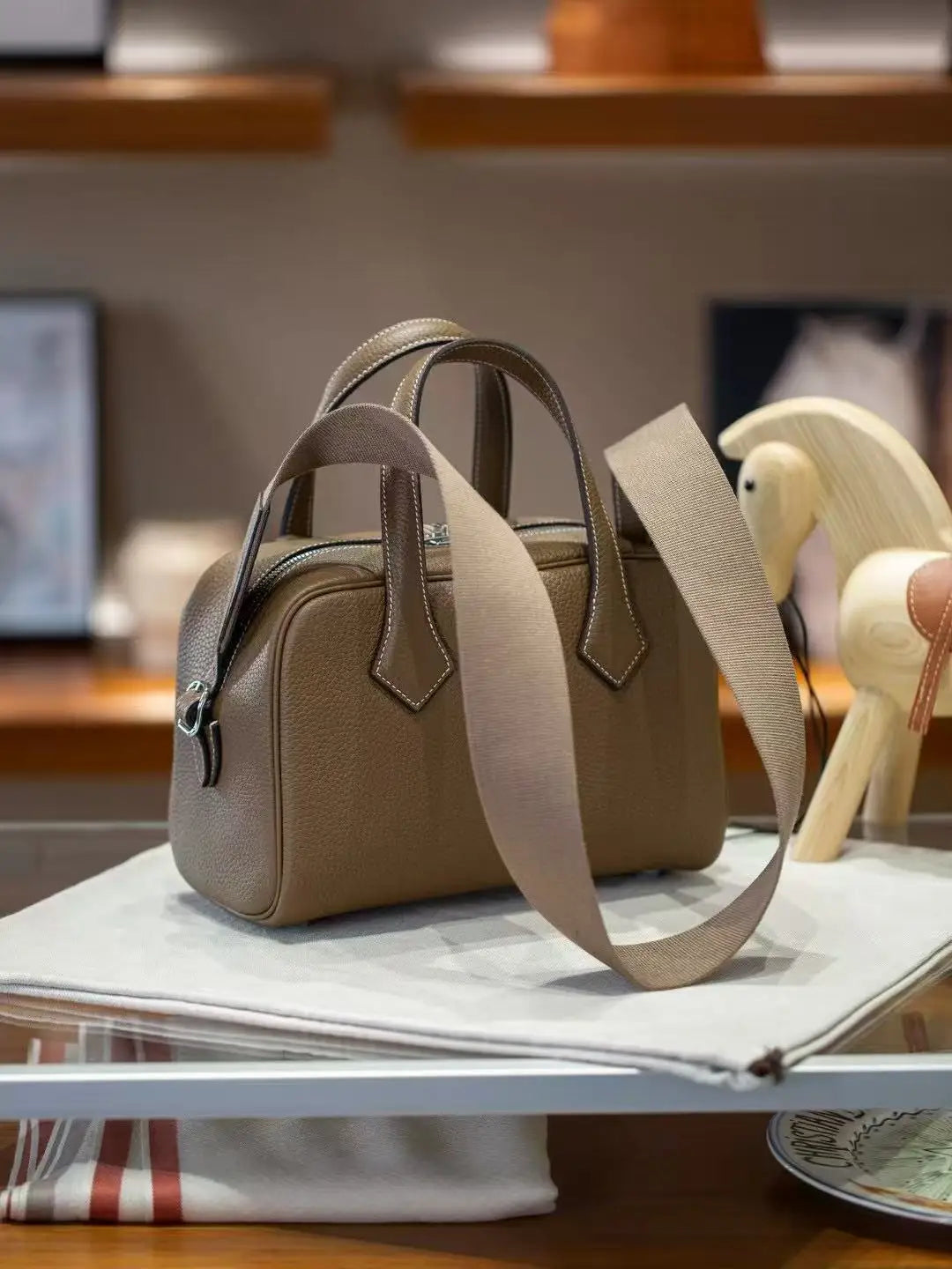 Genuine Leather Handbag 25cm Small size Bowling Women's Bag Top Layer Cowhide Pillow Bag Shoulder Bag Crossbody Bag Small