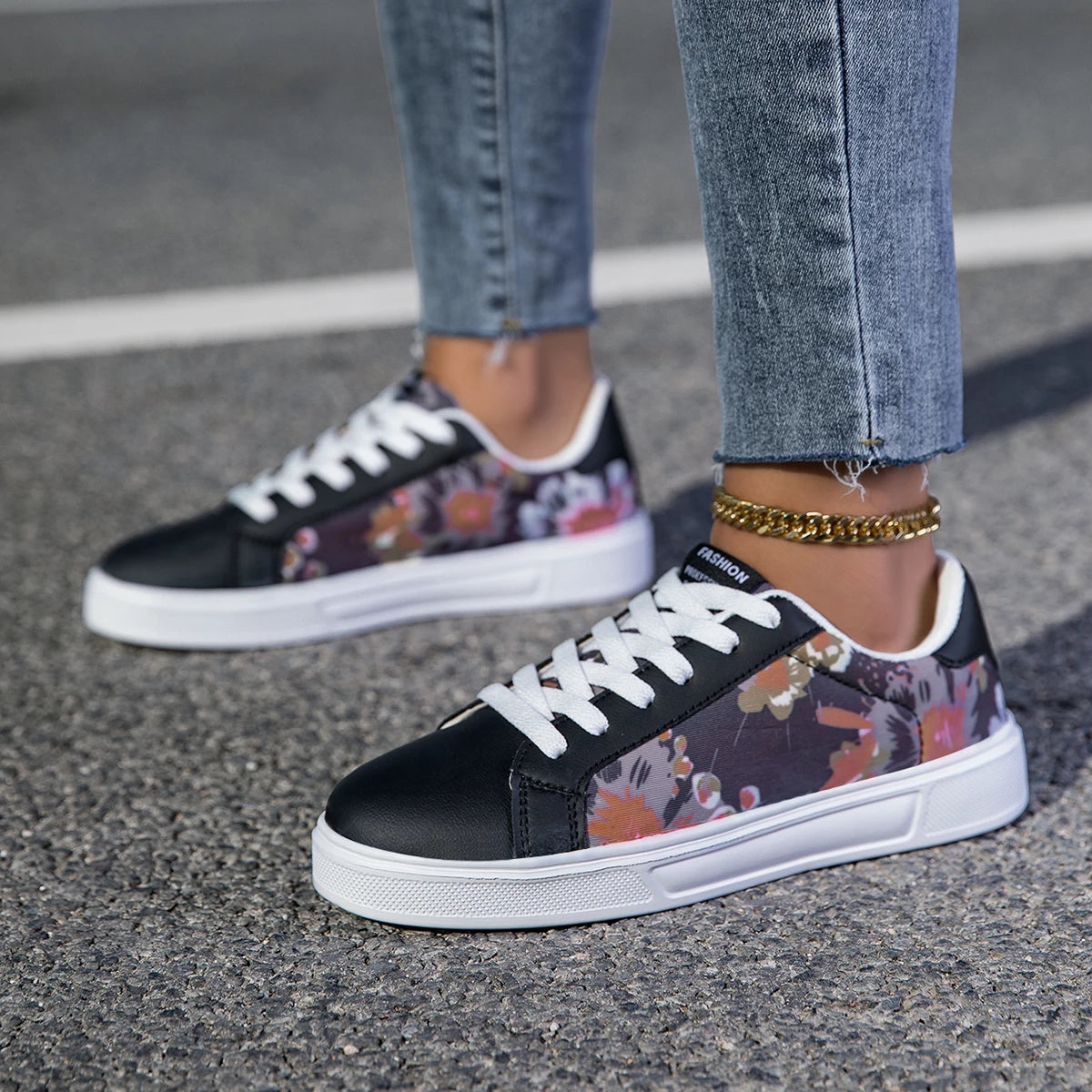 Manufacturer   YRZL Womens Casual Sneakers Lightweight Skateboard Shoes for Men Soft Sole Comfortable Walking Shoes Unisex Fashion Sneakers    Sneakers