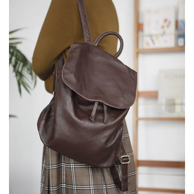 New High Quality Top Layer Cowhide Backpack With Large Capacity Bucket Shape Simple And Casual Versatile Women's Bag Trendy
