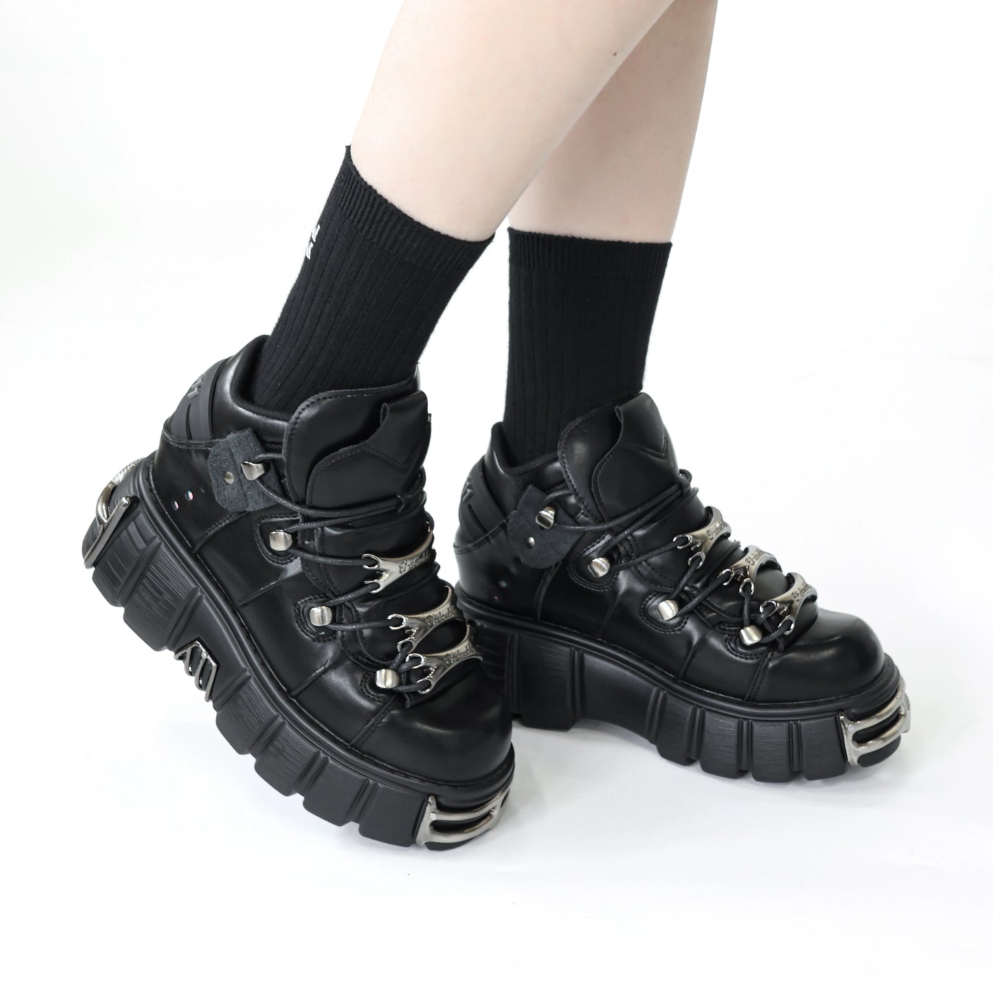 Manufacturer   New Brand Punk Style Women Shoes Lace-up heel height 6CM Platform Shoes Woman Rock Boots Metal Decor Woman Sneakers   boots