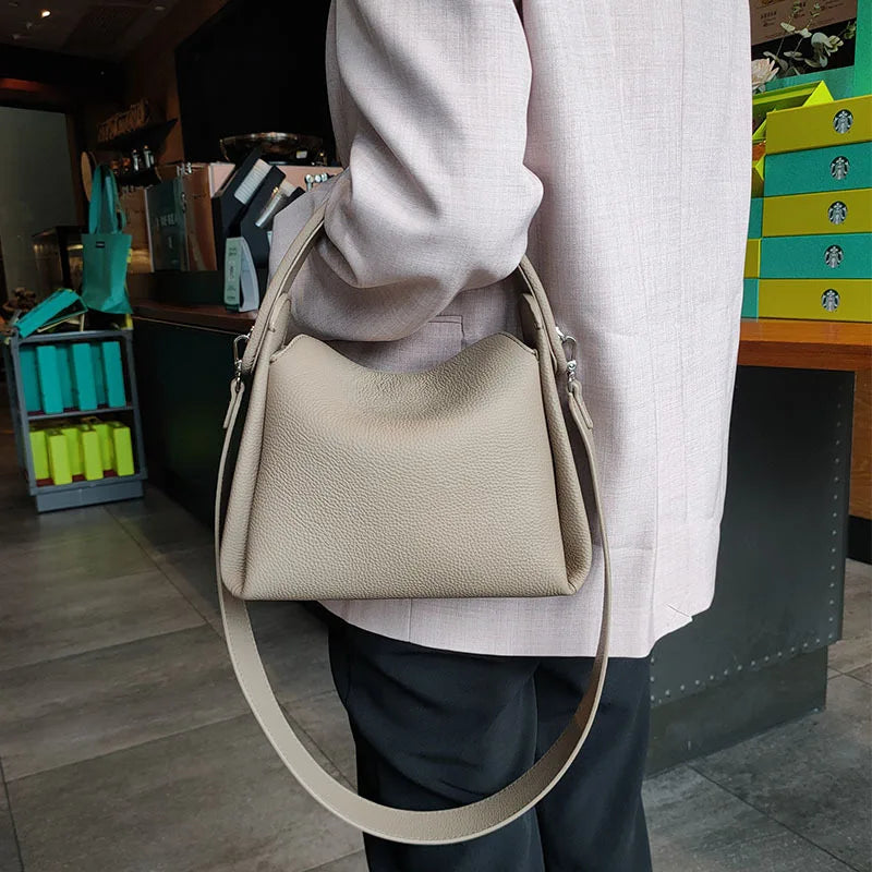 Famicare Luxury Soft Female Genuine Leather Shoulder Bag Women Messenger Bags Fashion Lady Shopping Square Handbag New