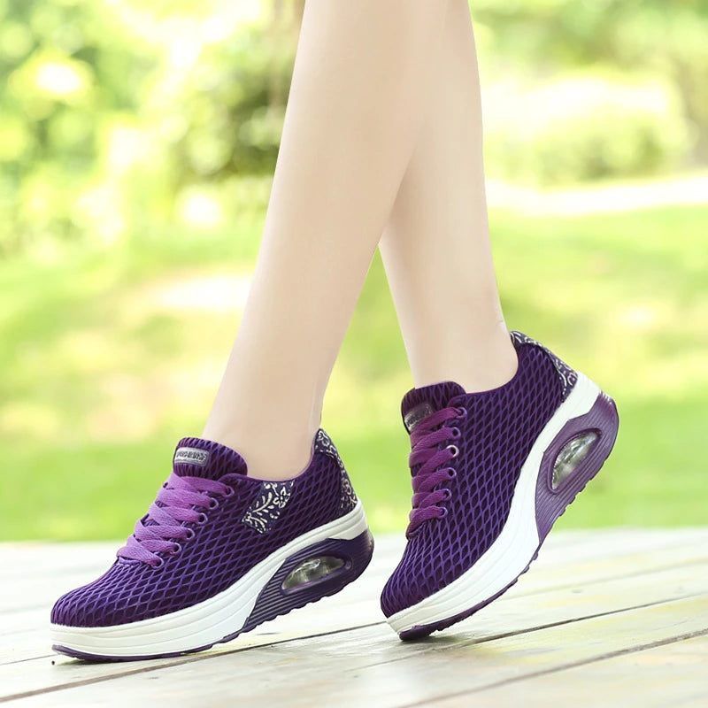 Manufacturer   Spring Breathable Large Net Rocking Shoes For Women Fashionable Sports And Casual Shoes Korean Style Mesh Thick Sole Comfortable    Sneakers