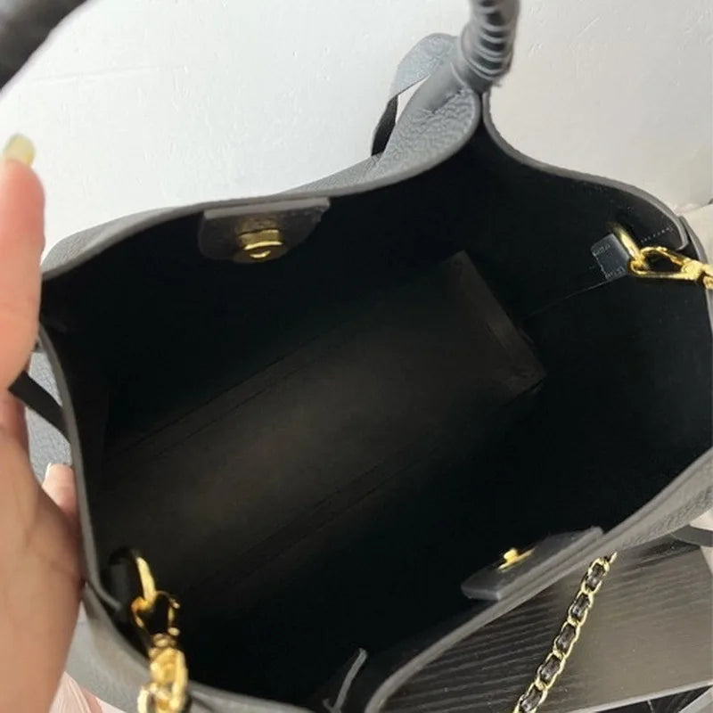 New Leather Women's Bag First Layer Cowhide Coarse Lychee Pattern Fringed Chain Large Empty Capacity Tote Portable Shoulder Bag
