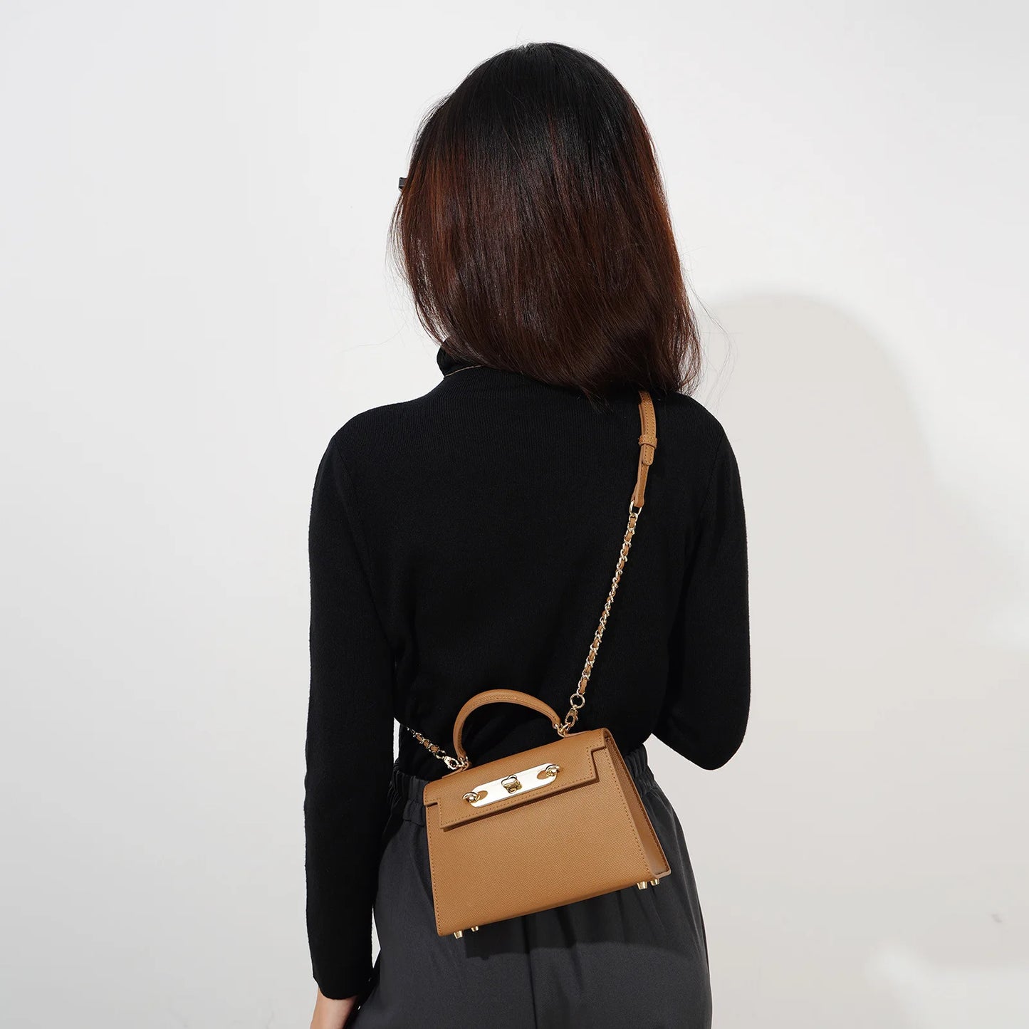 Hot Sell Ladies Luxury Bag Classical Women Handbags Small Size Chain Shoulder Bags Handbags For Women