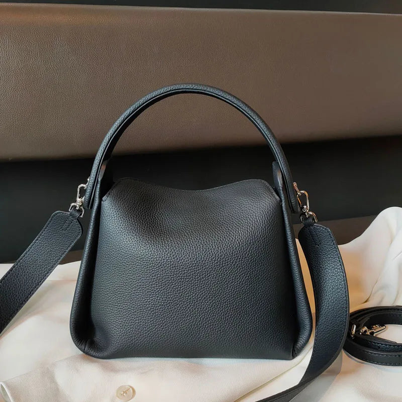Famicare Luxury Soft Female Genuine Leather Shoulder Bag Women Messenger Bags Fashion Lady Shopping Square Handbag New